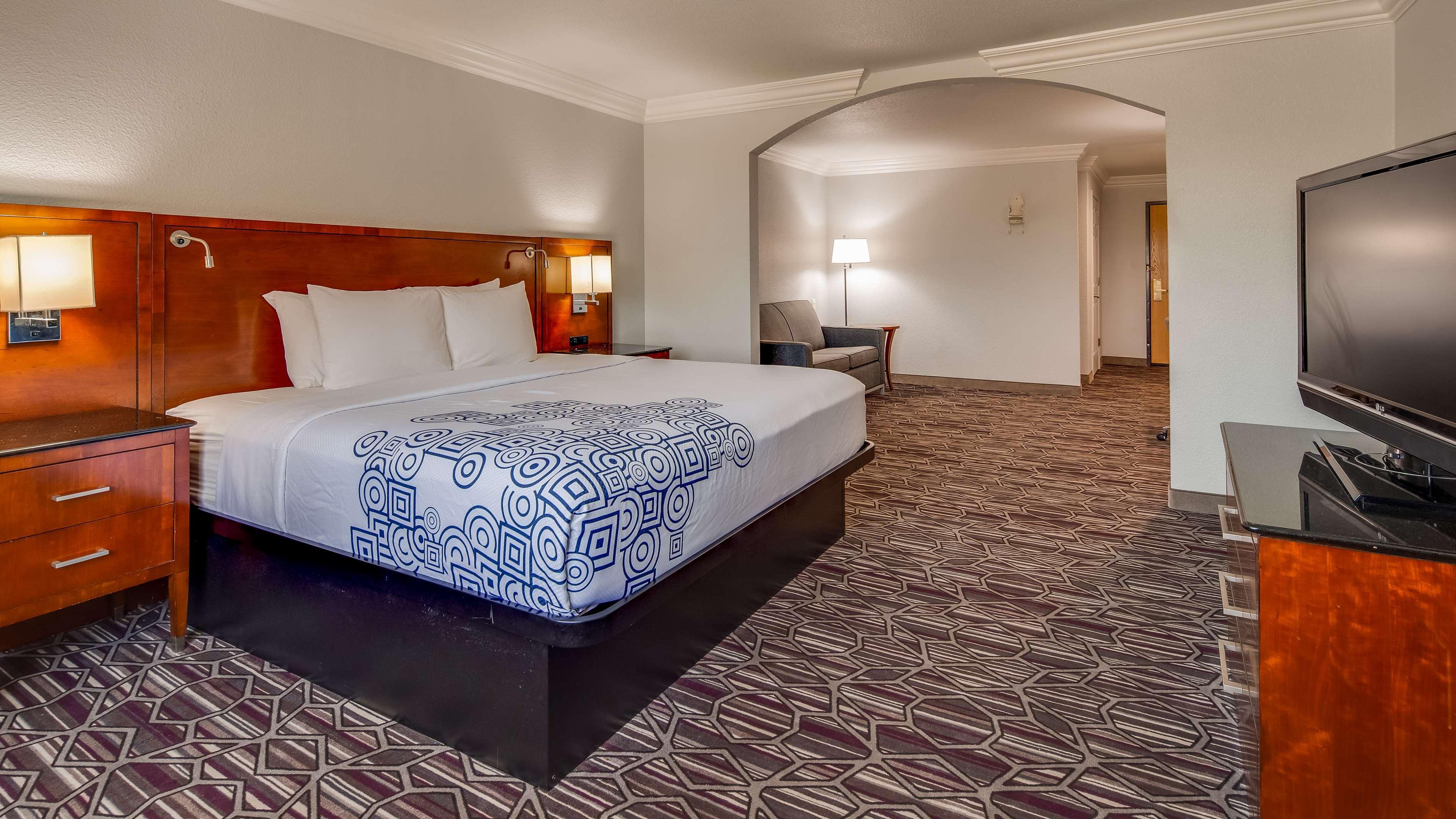Surestay Plus By Best Western Fort Worth Benbrook Eksteriør billede