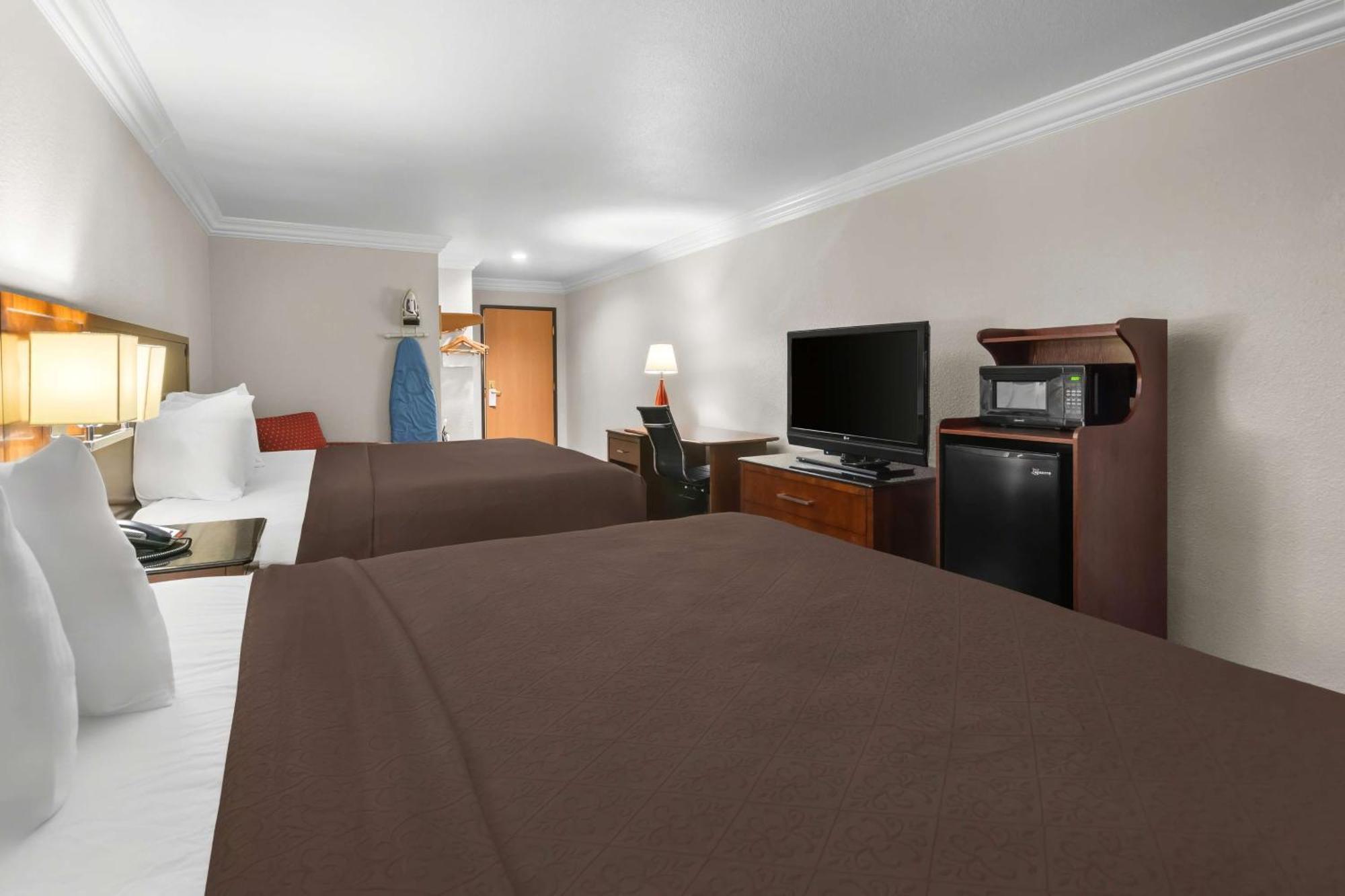 Surestay Plus By Best Western Fort Worth Benbrook Eksteriør billede