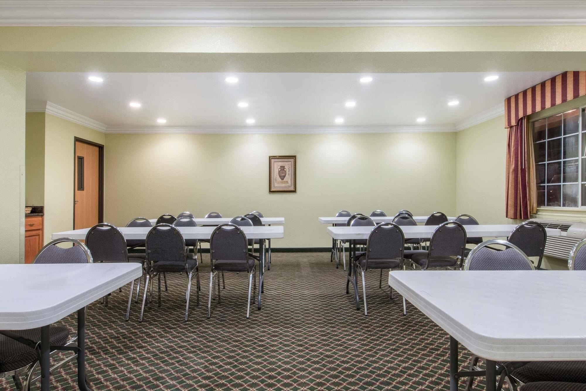 Surestay Plus By Best Western Fort Worth Benbrook Eksteriør billede